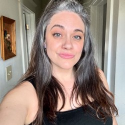 Laura7Y6Y, 19790207, New York, New York, United States Laura7Y6Y, 19790207, New York, New York, United States