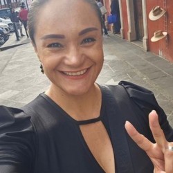 Uptowngurl13, 19800513, Becancour, Quebec, Canada Uptowngurl13, 19800513, Becancour, Quebec, Canada