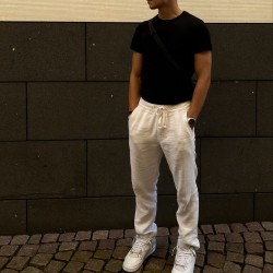 Robert123r, 20050403, Bârsăneşti, Bacău, Romania Robert123r, 20050403, Bârsăneşti, Bacău, Romania